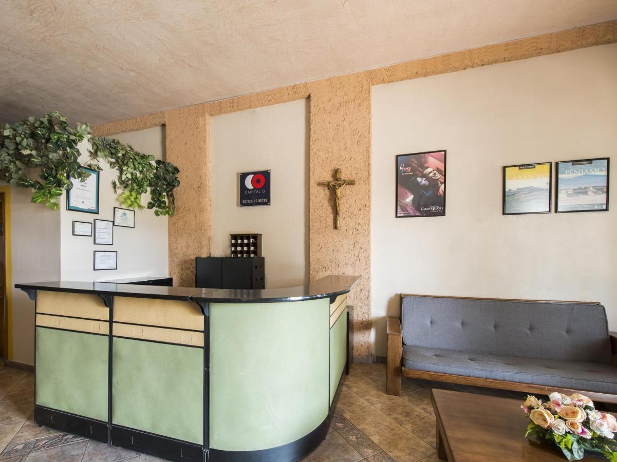 Suites De Reyes Irapuato Exterior photo